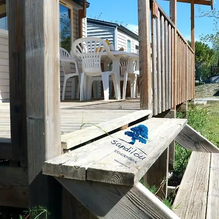 Campsite Mobilhome Lufloval Lumineux Avec Une Terrasse Sureleve Semi-couverte - 3 *