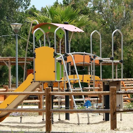 Campsite Mobilhome Lufloval Lumineux Avec Une Terrasse Sureleve Semi-couverte - 3